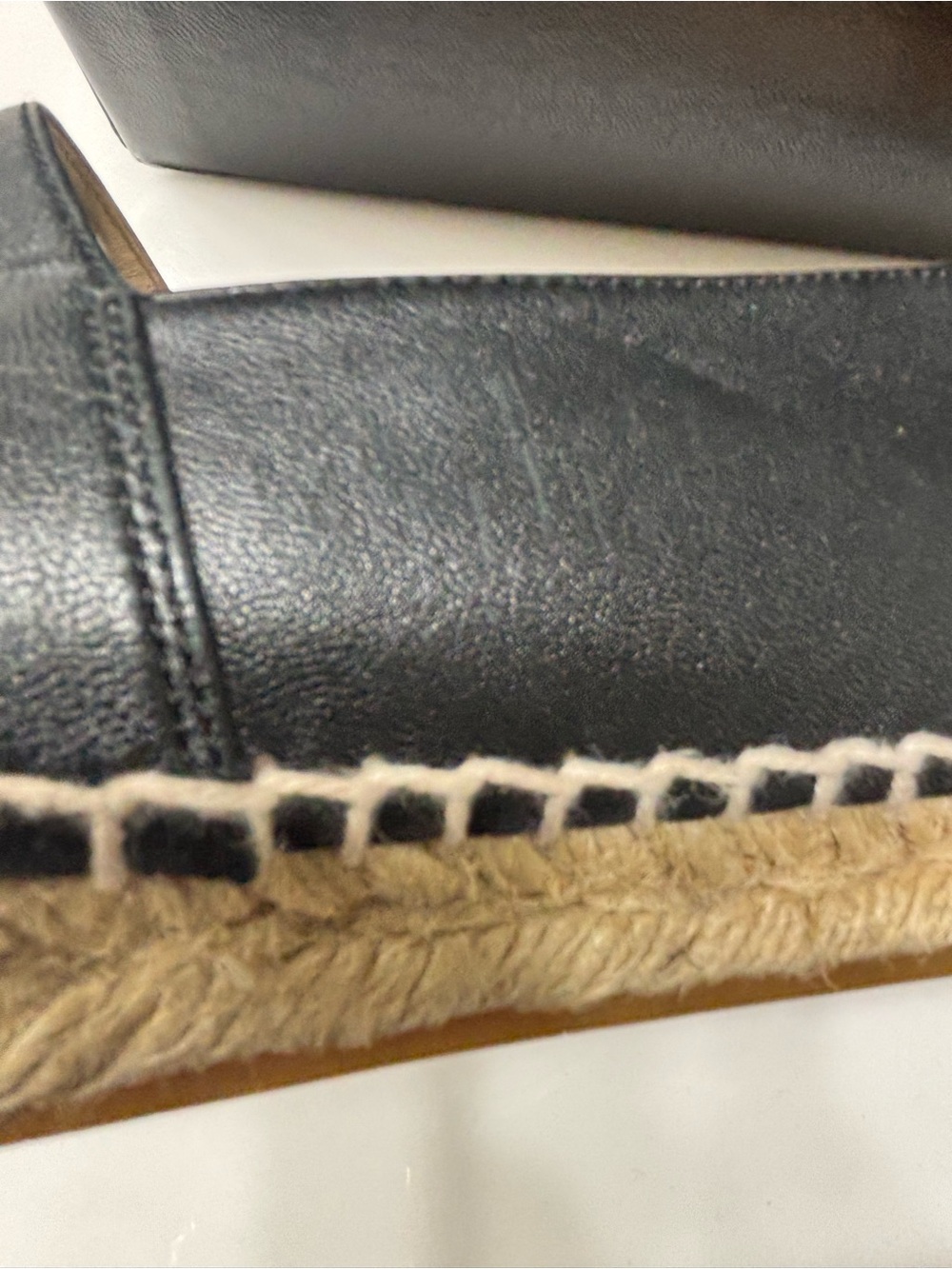 Pre-owned CHANEL Black Leather Espadrille Flats with Embellished CC - Picture 8 of 16